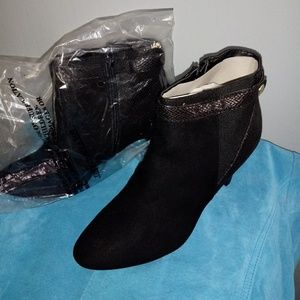 Karen Scott Black Suede Ankle Boots